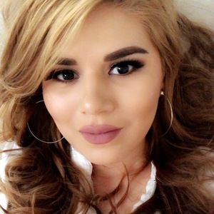 Meet your Posher, Alexandra